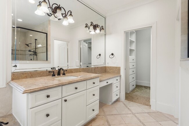 Building Photo - 4134 Bellefontaine