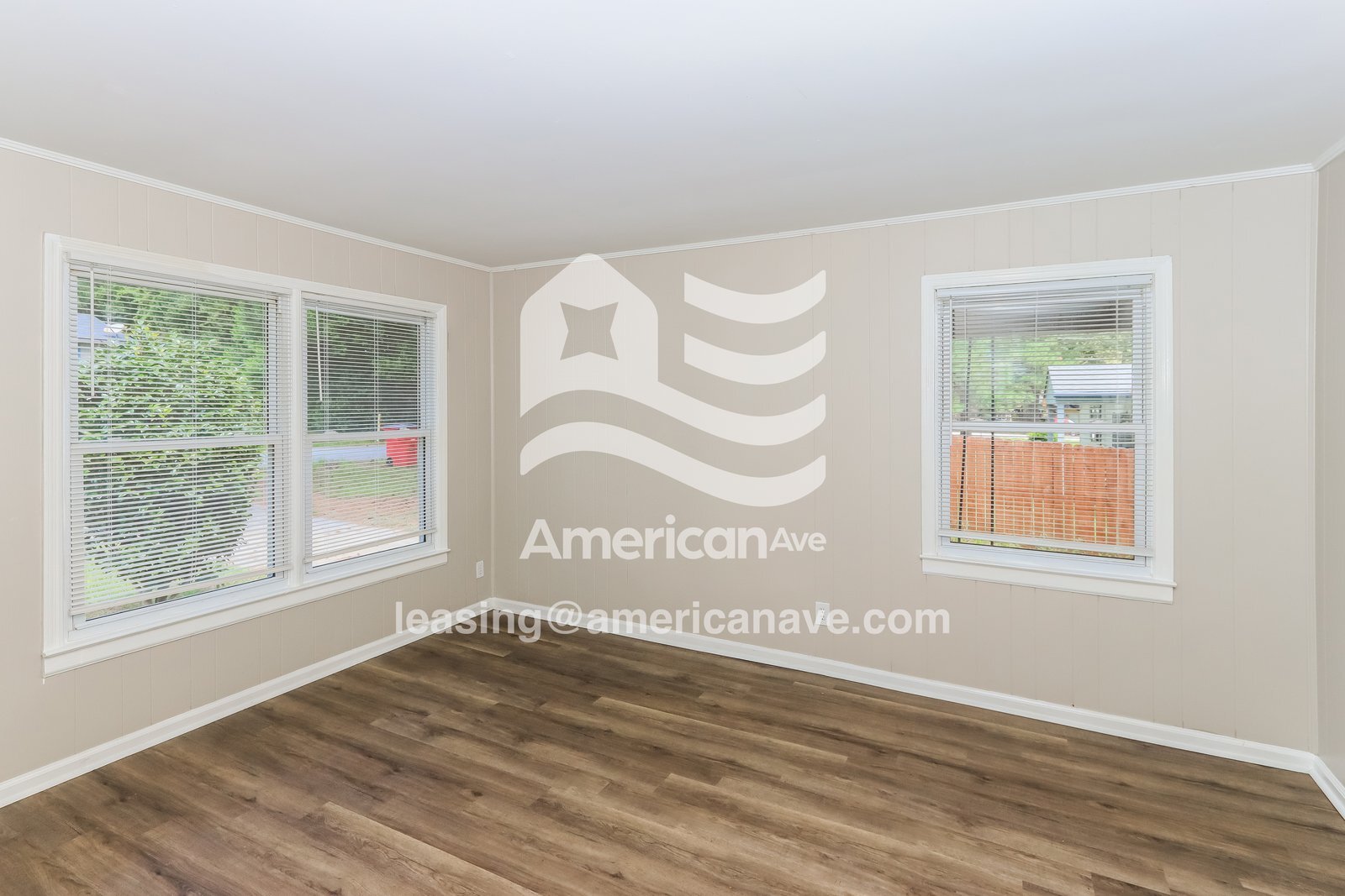 Building Photo - 4582 Shadow Lawn Dr