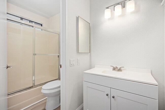 Building Photo - Prime Irvine Living: Bright End Unit Steps from Pool & Parks