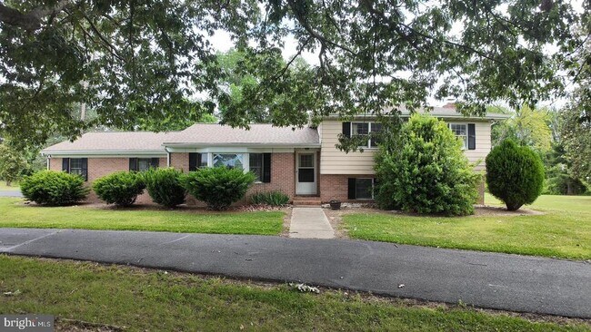 Building Photo - 8936 Goldsborough Neck Rd