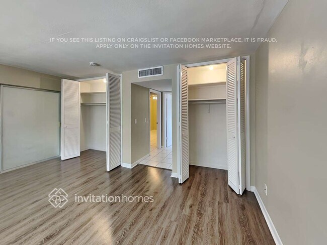 Building Photo - 1400 S Hercules Ave