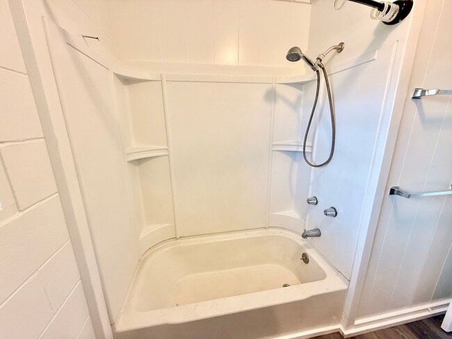 Building Photo - 796 Pomaikai St