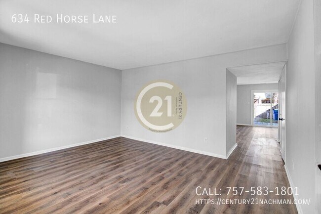 Building Photo - 634 Red Horse Ln