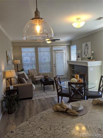Building Photo - 10176 Park Meadows Dr