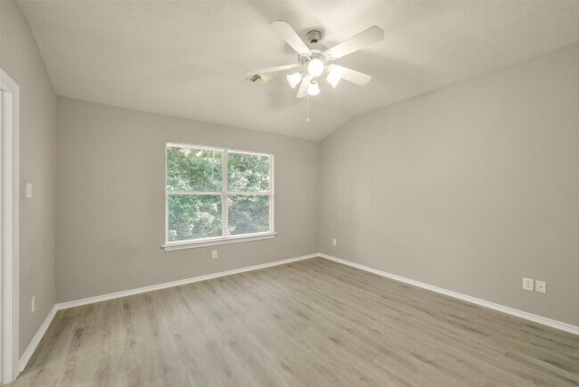 Building Photo - 171 N Burberry Park Cir