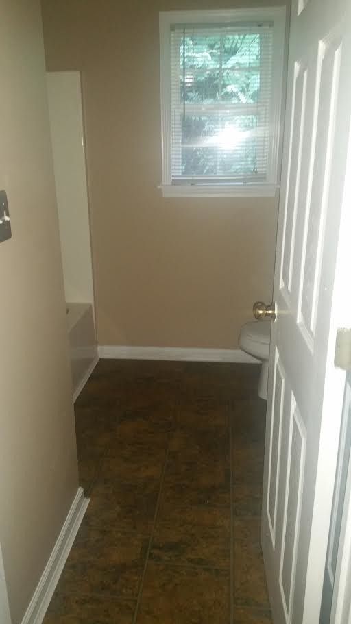 Building Photo - 3518 Acorn Woods Way,