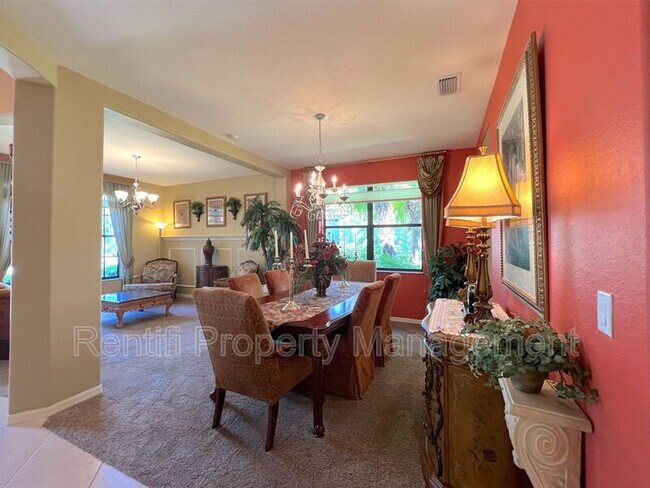 Building Photo - 11915 Country Day Cir