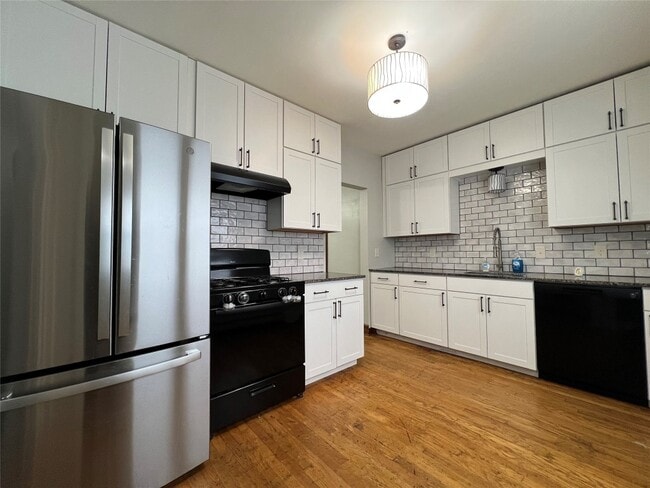 Building Photo - 50 Crocker Ave