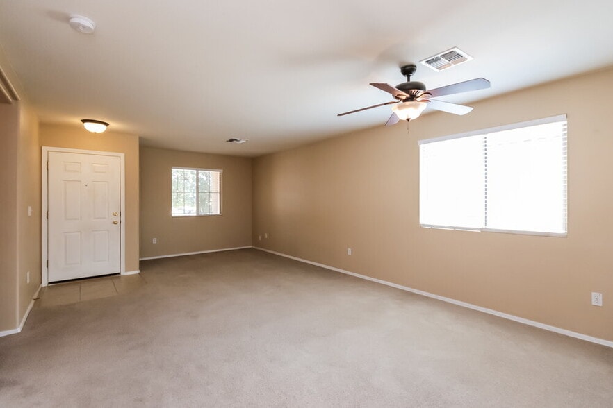 Building Photo - 11298 W Combine Dr