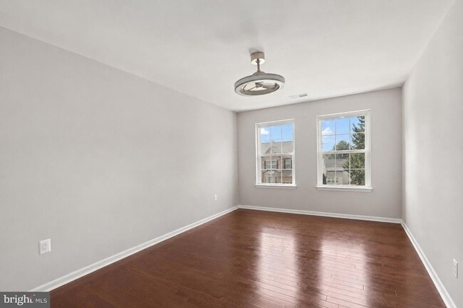 Building Photo - 16355 Boatswain Cir