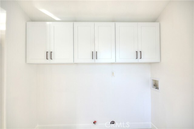 Building Photo - 1195 Rexford Ave