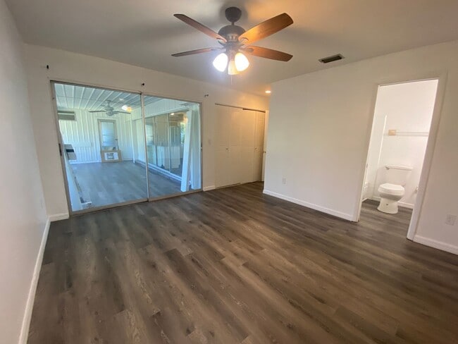 Building Photo - 22578 Laika Ave