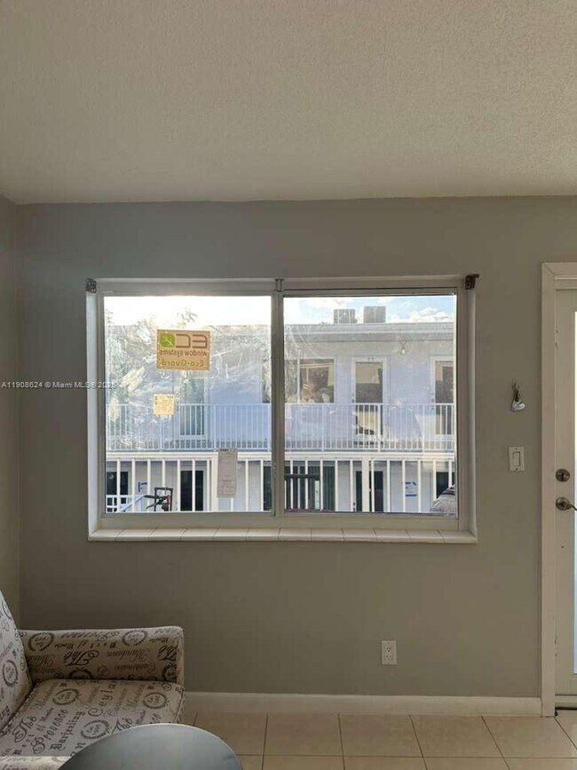 Building Photo - 1715 Wiley St