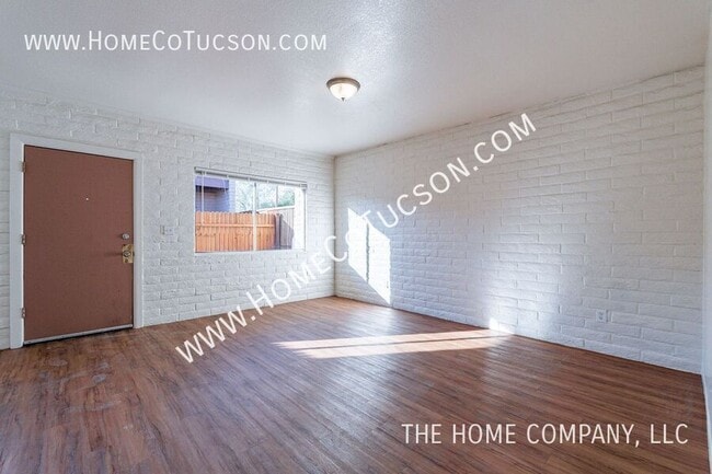 Building Photo - 2511 N Fontana Ave