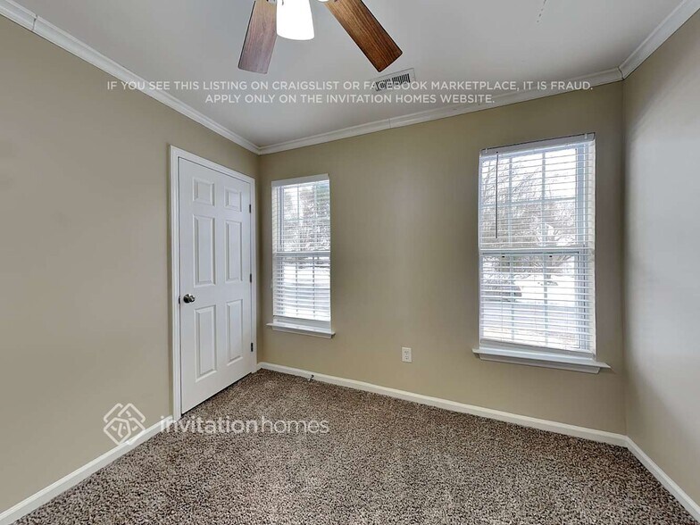 Building Photo - 8808 Clifton Meadow Dr