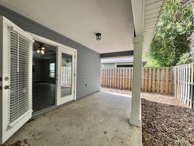 Building Photo - 1030 SW 251st Way