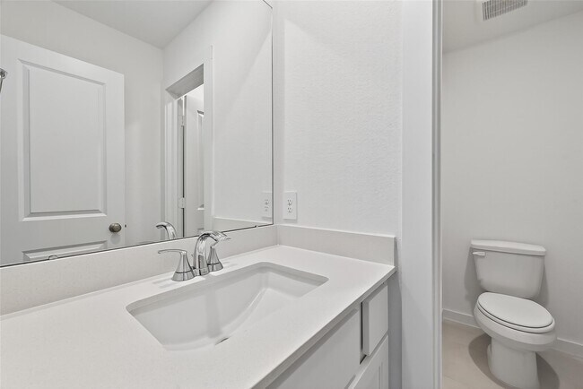 Building Photo - 3222 Kindred Wy