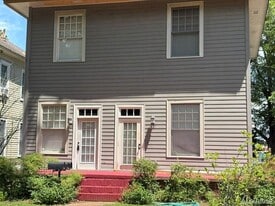 Building Photo - 429 Felder Ave