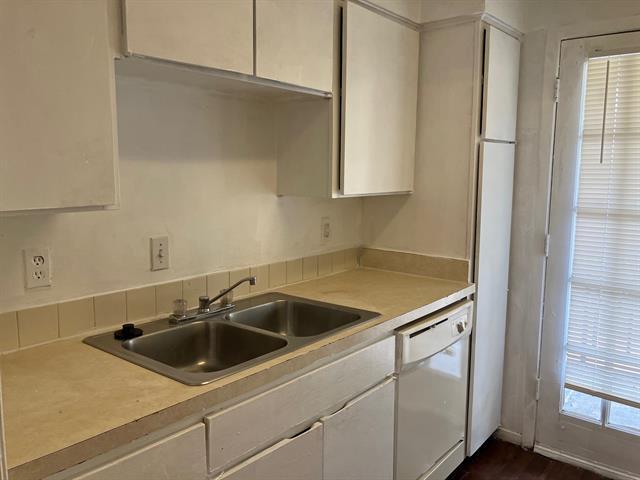 Building Photo - 12888 Montfort Dr