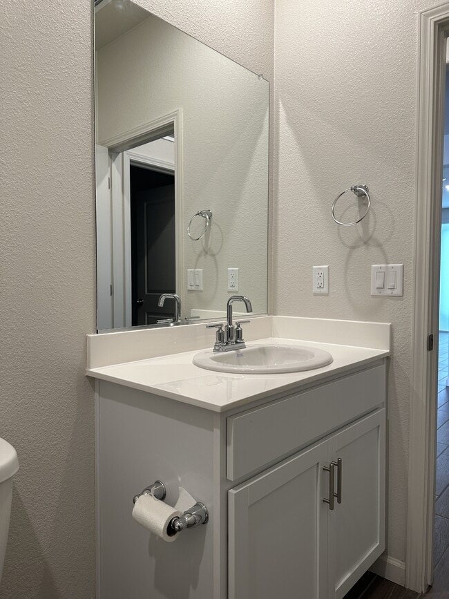 Building Photo - 7042 Mauna Loa Wy