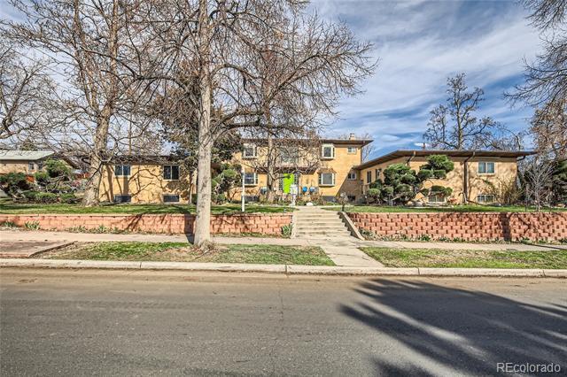 Building Photo - 422 S Clarkson St