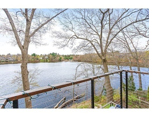 Building Photo - 4 Wedge Pond Rd