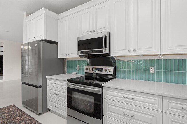 Building Photo - 8353 Steamline Cir