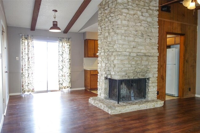 Building Photo - 1416 Cardinal Hill Dr
