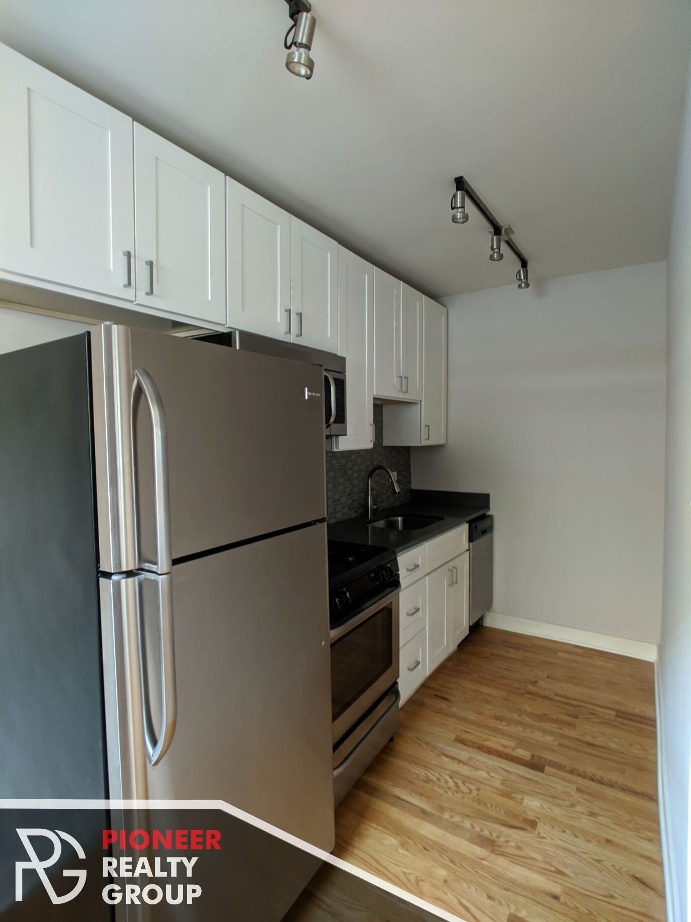 Building Photo - 2424 N Kedzie Blvd