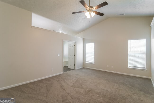 Building Photo - 50 Cold Springs Ct