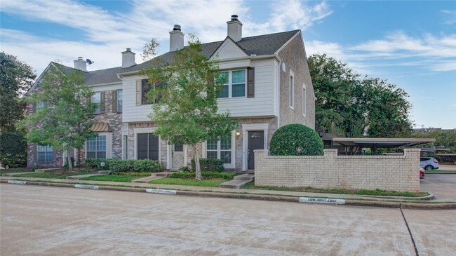 Building Photo - 2910 Grants Lake Blvd