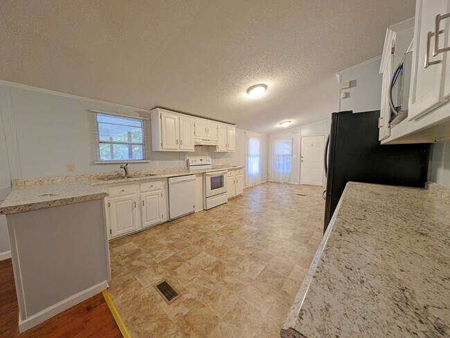 Building Photo - 1340 Meadowland Dr