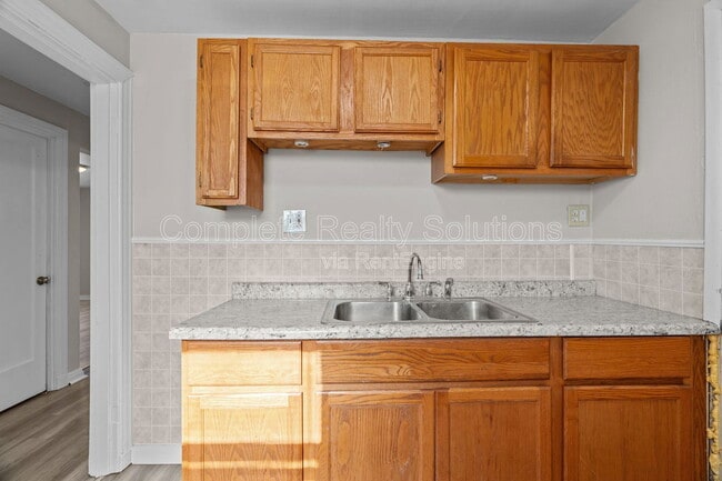 Building Photo - 4304 Springdale Ave