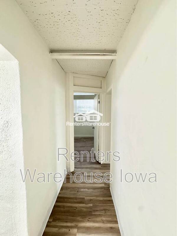 Building Photo - 3612 Ingersoll Ave
