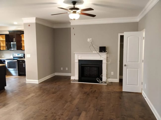 Building Photo - 2557 Pepper Ct