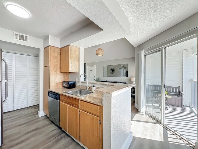 Building Photo - Westwood Boulevard, Orlando, FL 32821 - 1 BR 1 BA condo