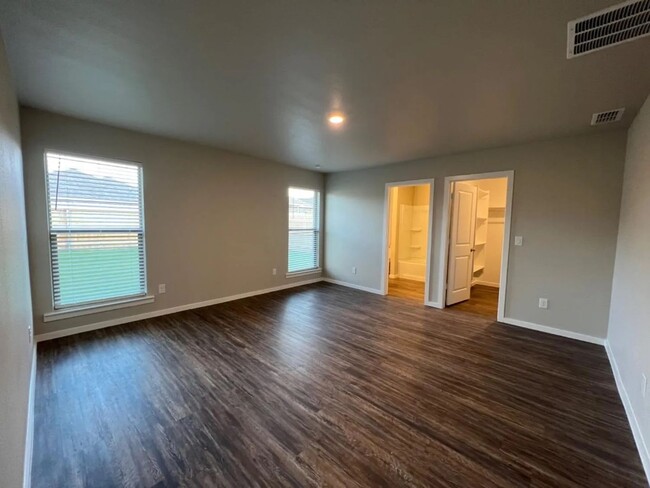 Building Photo - 3 Bedroom Home In Frenship ISD!