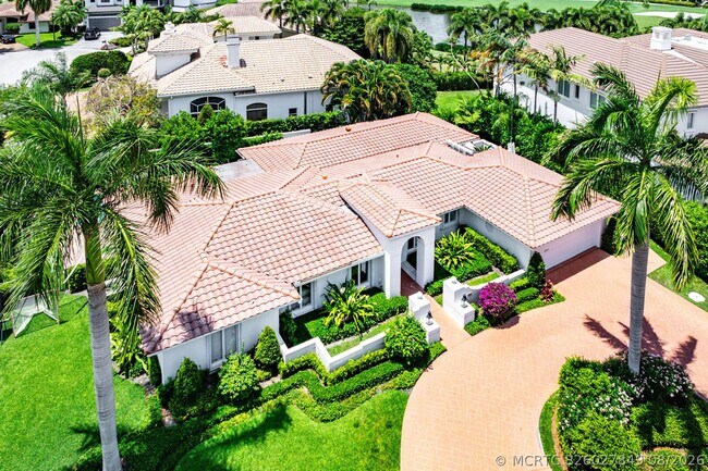 Building Photo - 1251 Thatch Palm Dr