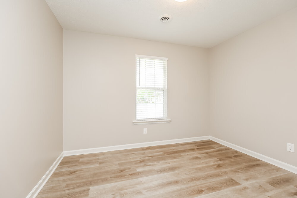 Building Photo - 1912 Guildford Dr