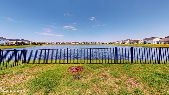 Building Photo - 257 Windermere Way