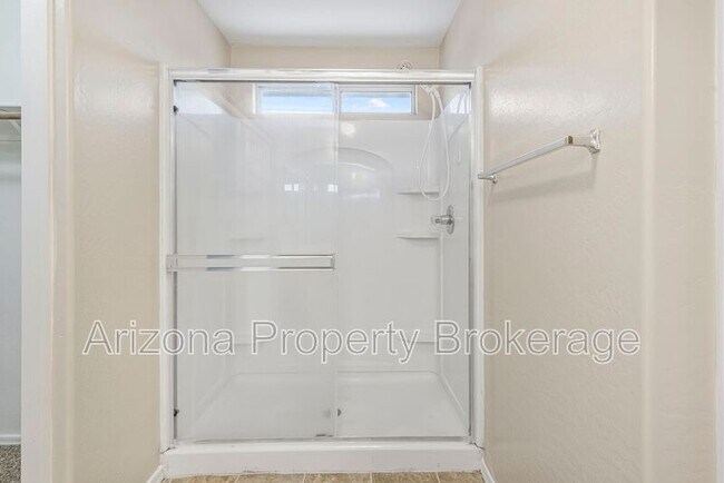 Building Photo - 31567 N Cactus Dr