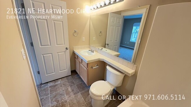 Building Photo - 21821 NE Heartwood Cir