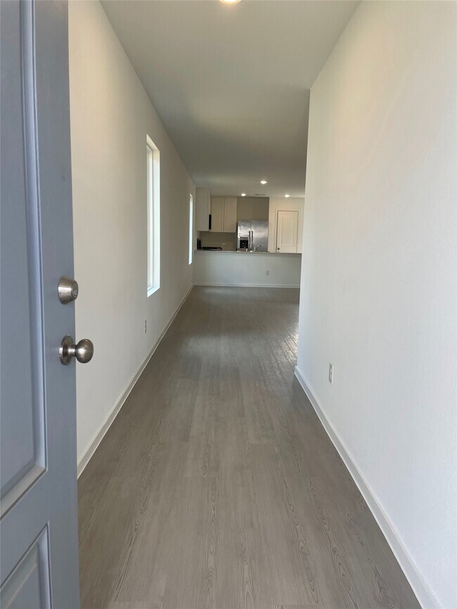 Building Photo - 5618 Shelford Birch Dr