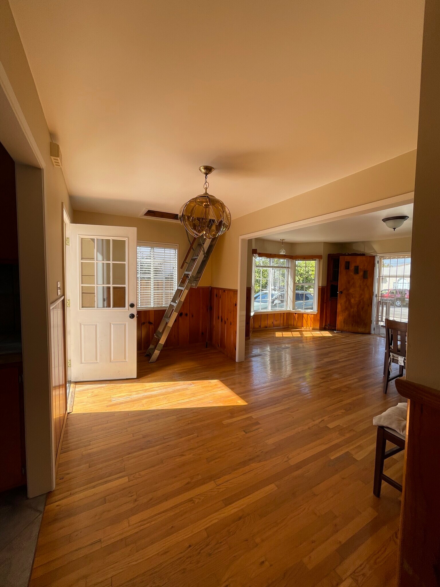 Dining area - 3538 W 118th Pl