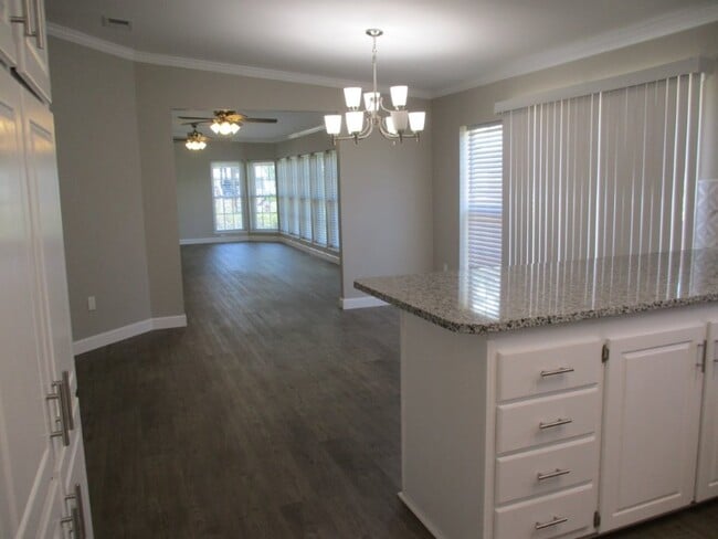 Building Photo - 213 Pettiford Rd