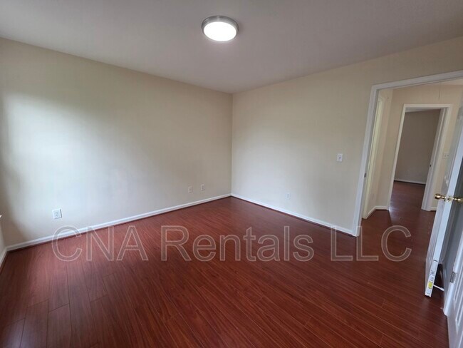 Building Photo - 1713 Paramore Pl NE