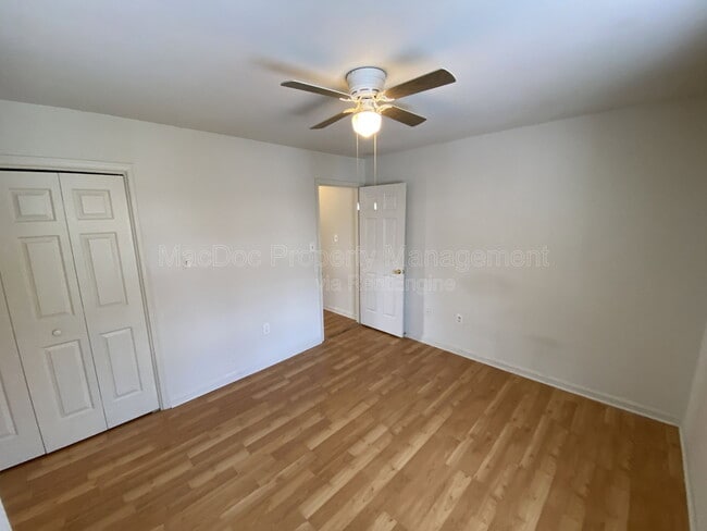 Building Photo - 212 Farrell Ln