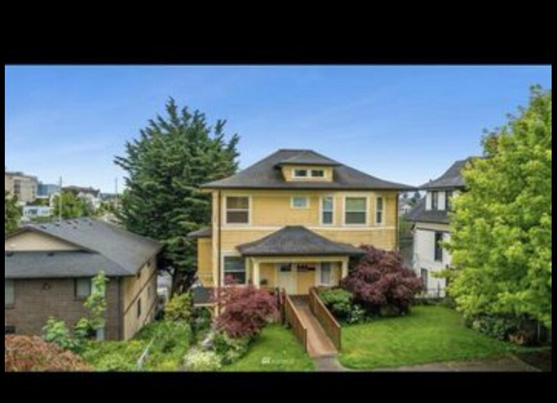 Primary Photo - 3211 Grand Ave