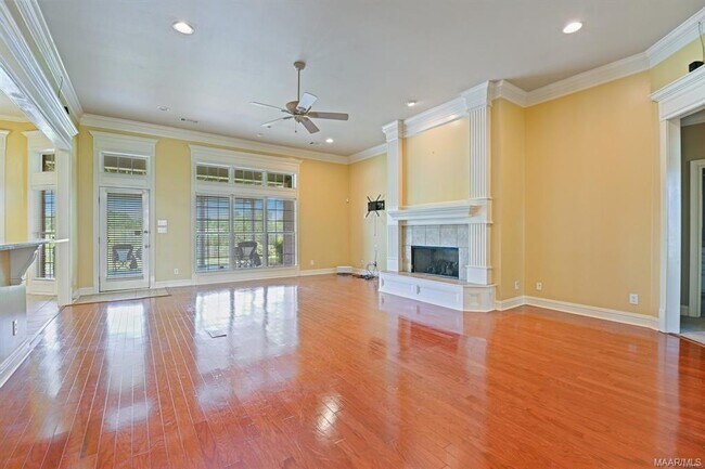 Building Photo - 8318 Chadburn Way