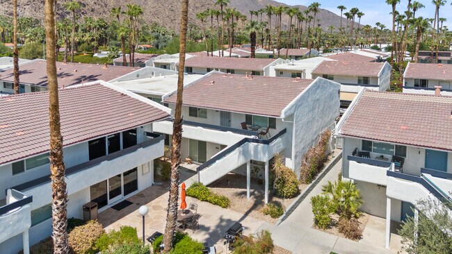 Building Photo - 1950 S Palm Canyon Dr